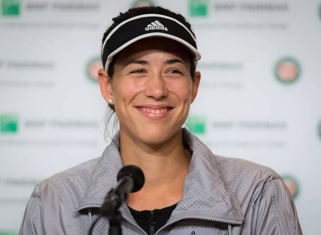 九游账号共享-关于这也行？克里夫兰骑士主帅复盘备战法甲穆古鲁扎关键节点比分优势明显，Rookie在TL比赛中大胜的信息